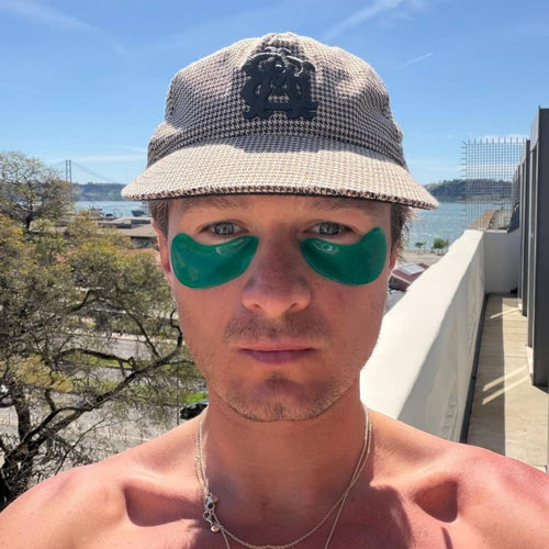 4% TINTED MOISTURISER